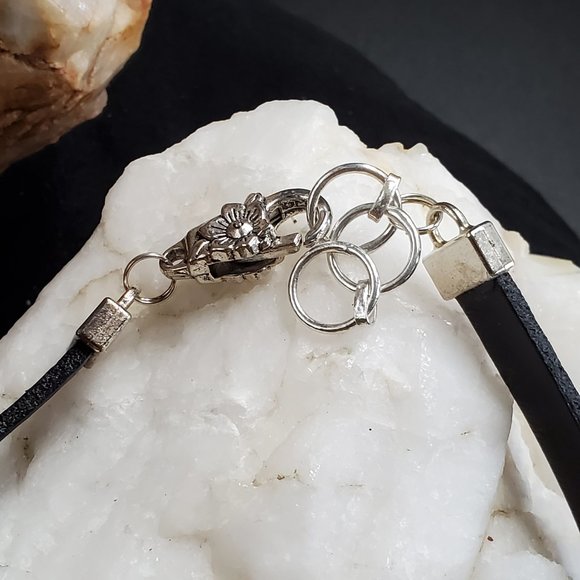 Amber Jewelry Large Genuine Amber LOVE Pendant Leather Necklace Designer Choker - Picture 6 of 9